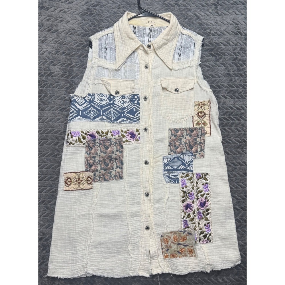 POL Patchwork Embroidered Lace Vest Top MEDIUM Cream Boho Heart Button (1662)‎
